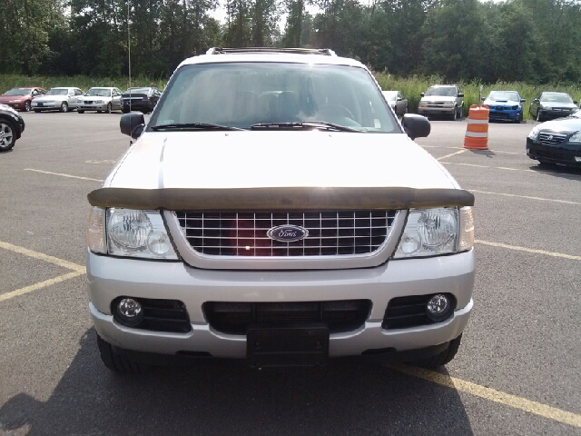 2003 Ford Explorer SLS Base