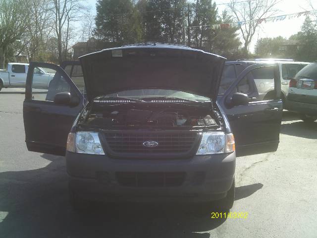 2003 Ford Explorer XLS