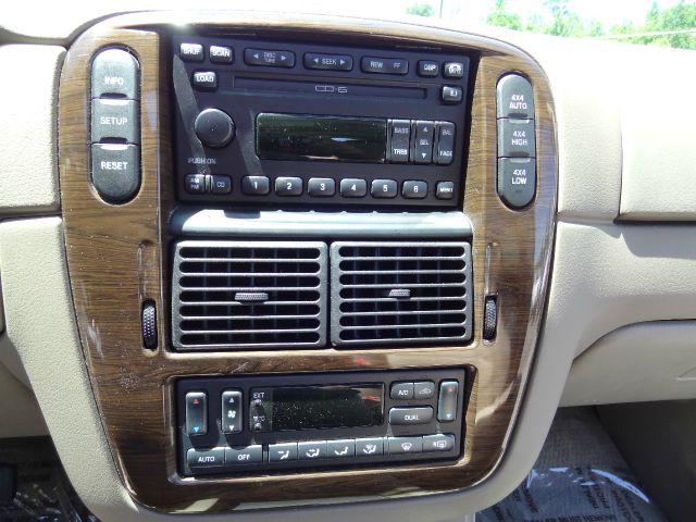 2003 Ford Explorer Custom Deluxe