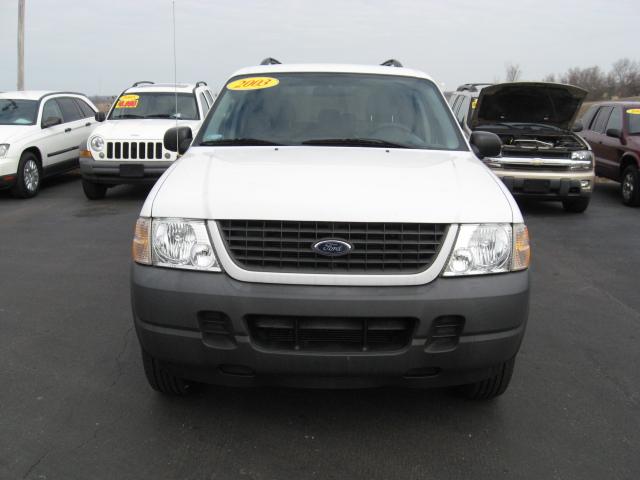 2003 Ford Explorer XLS