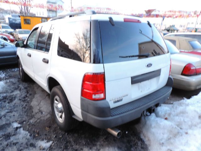 2003 Ford Explorer 2500 4WD