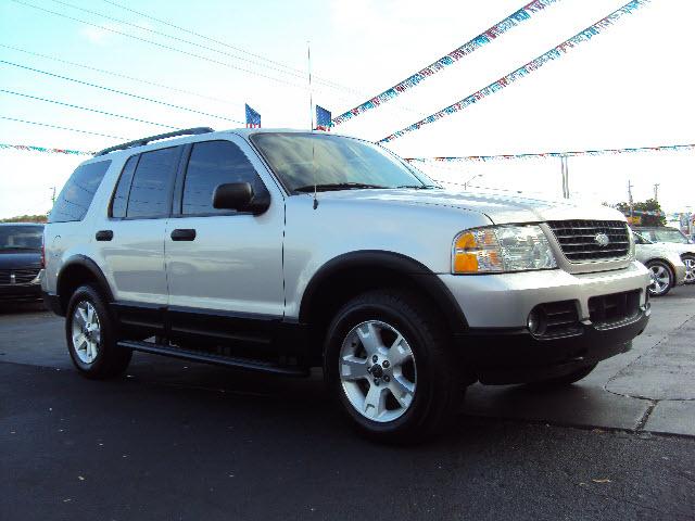 2003 Ford Explorer ESi