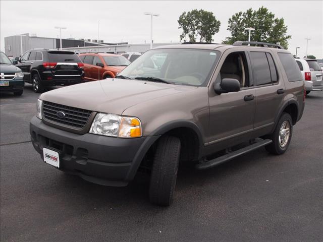 2003 Ford Explorer XLS