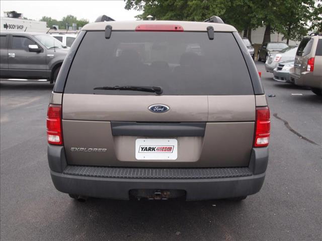 2003 Ford Explorer XLS