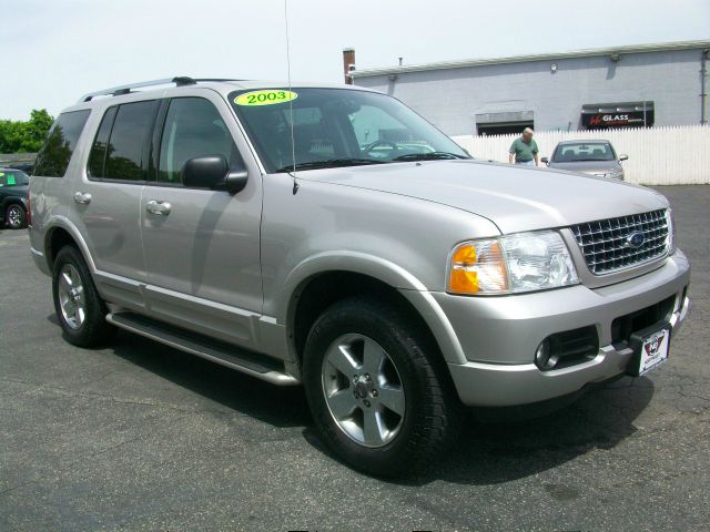 2003 Ford Explorer SLS Base