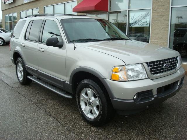 2003 Ford Explorer ESi