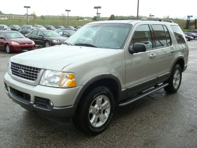 2003 Ford Explorer ESi