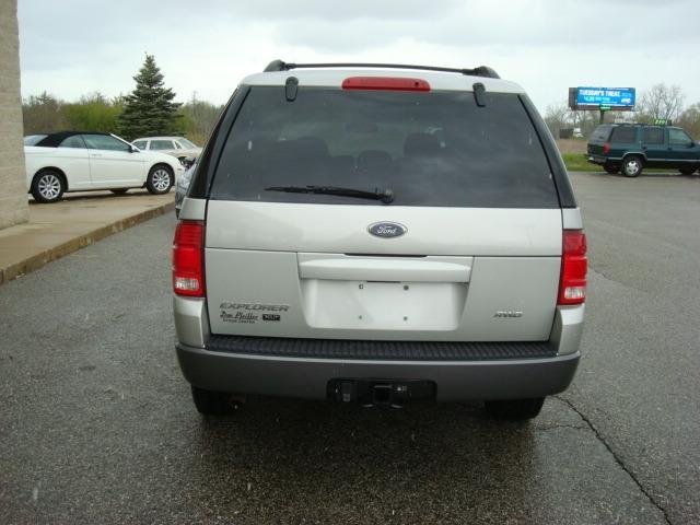 2003 Ford Explorer ESi