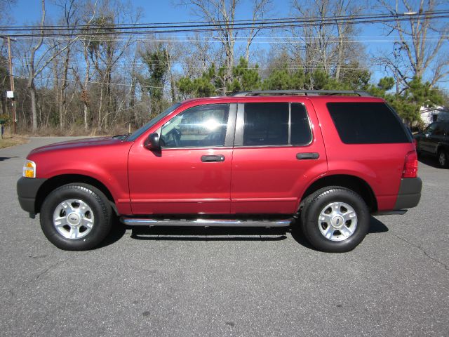 2003 Ford Explorer XLS