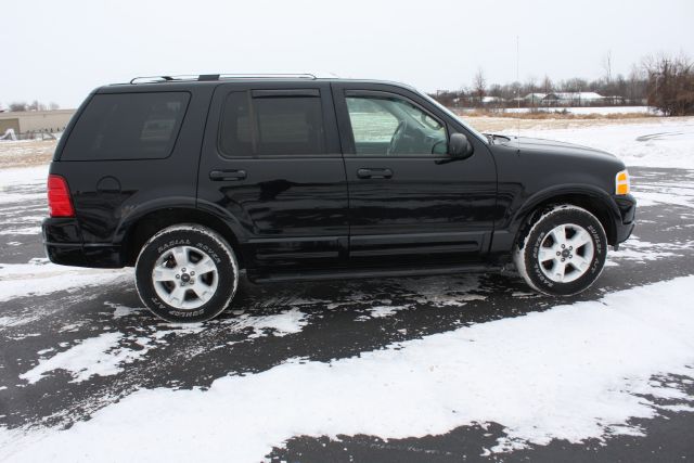 2003 Ford Explorer 2dr LWB