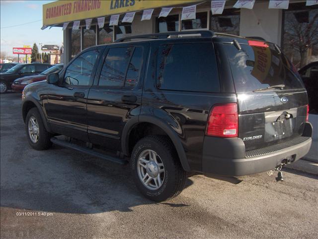 2003 Ford Explorer XLS