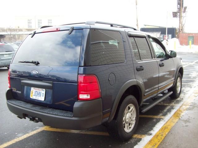 2003 Ford Explorer 2500 4WD