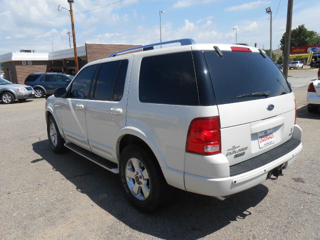 2003 Ford Explorer 2dr LWB