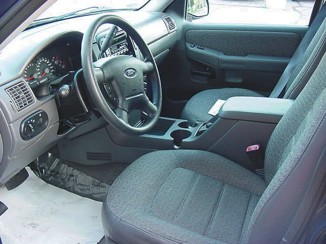 2003 Ford Explorer L AUTO W/cloth