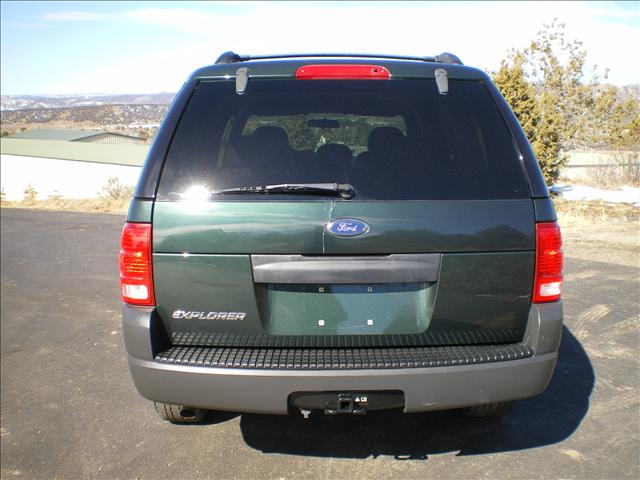 2003 Ford Explorer ESi