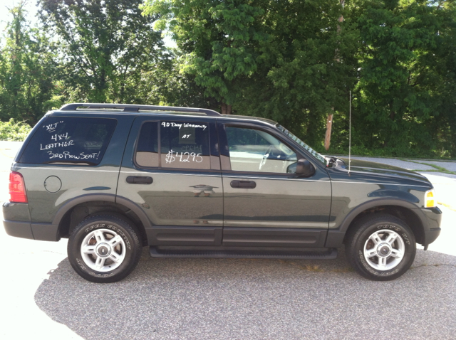 2003 Ford Explorer ESi