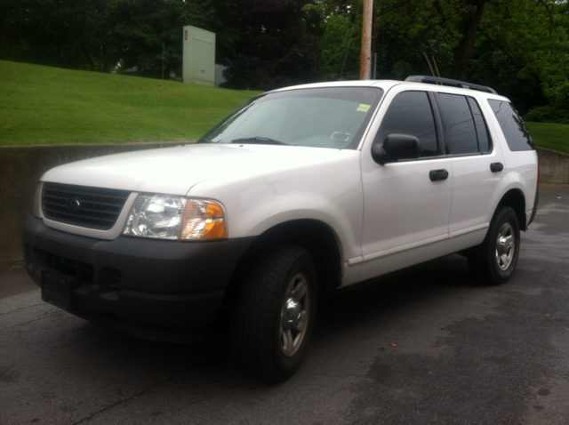 2003 Ford Explorer 2500 4WD