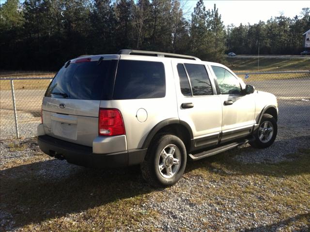 2003 Ford Explorer ESi