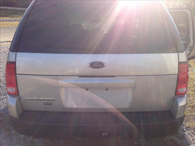 2003 Ford Explorer ESi