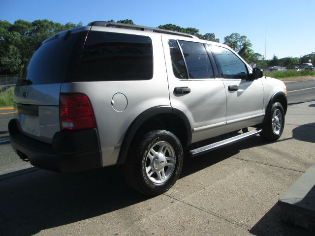 2003 Ford Explorer 2500 4WD