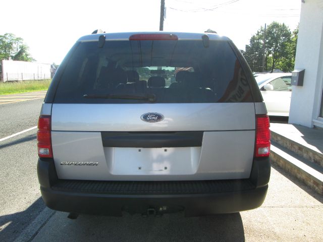 2003 Ford Explorer 2500 4WD