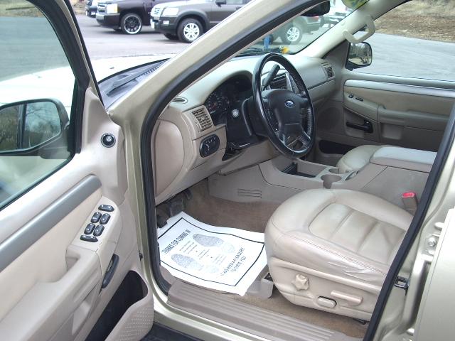 2003 Ford Explorer Rocky MTN 4X4 X PKG