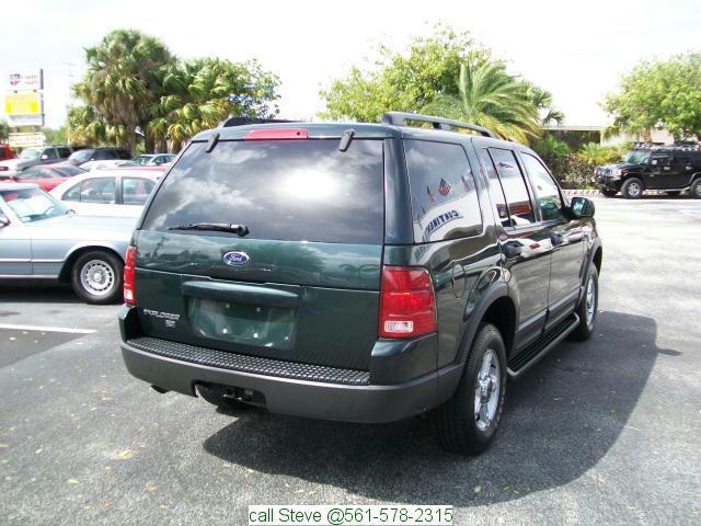 2003 Ford Explorer ESi