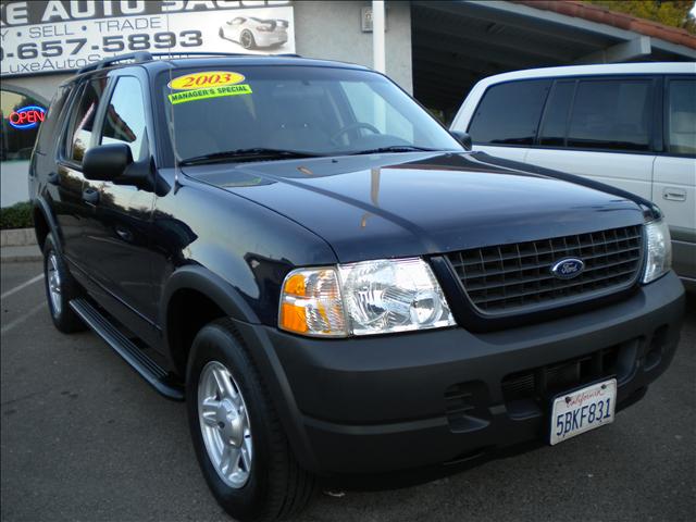 2003 Ford Explorer XLS