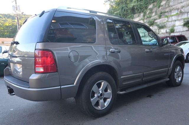 2003 Ford Explorer SLT 25