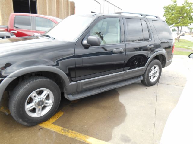 2003 Ford Explorer LTZ CREW 25