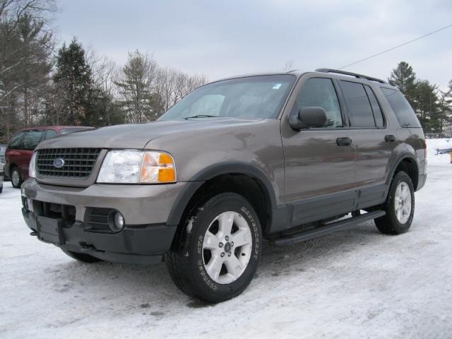 2003 Ford Explorer ESi