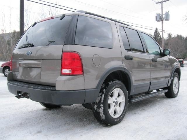 2003 Ford Explorer ESi