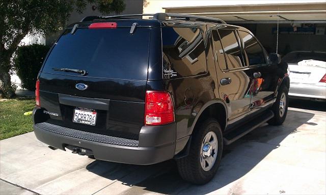 2003 Ford Explorer XLS