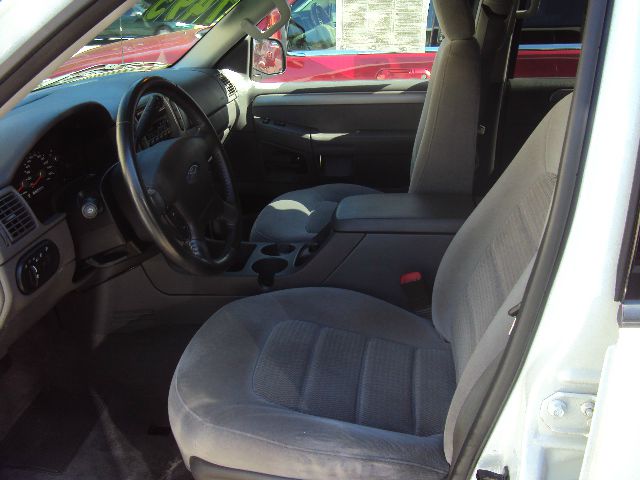 2004 Ford Explorer GXL