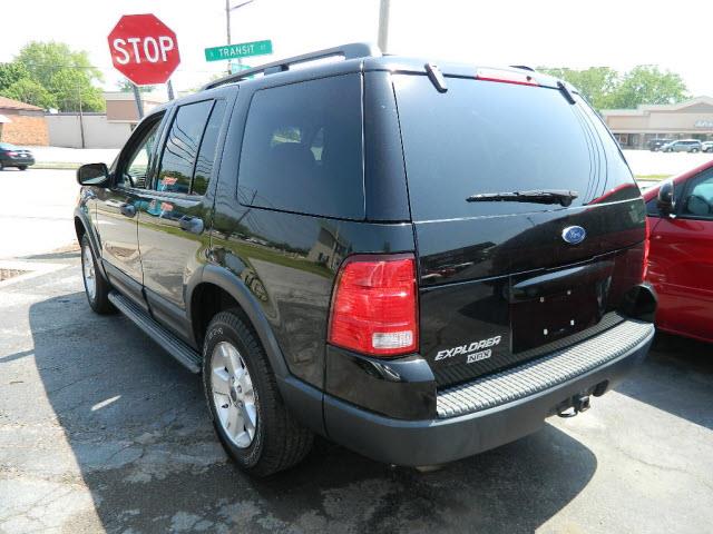 2004 Ford Explorer 2500 4WD