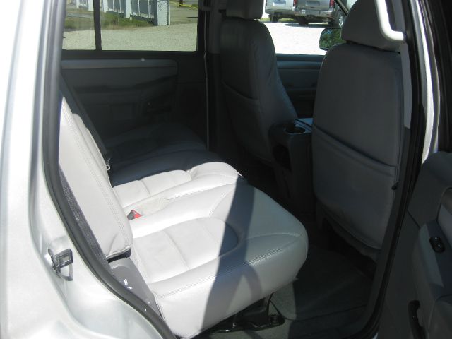 2004 Ford Explorer GXL