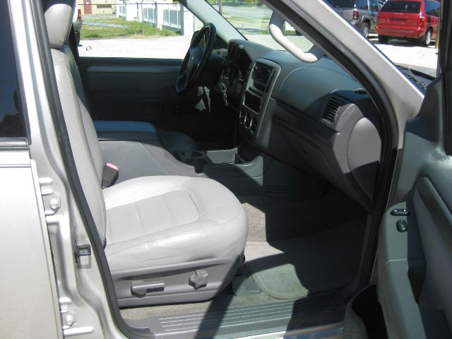 2004 Ford Explorer GXL