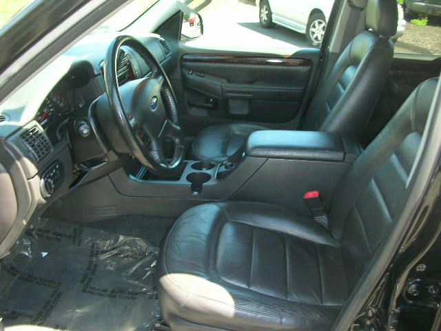 2004 Ford Explorer DX 4 Dr Sedan FWD