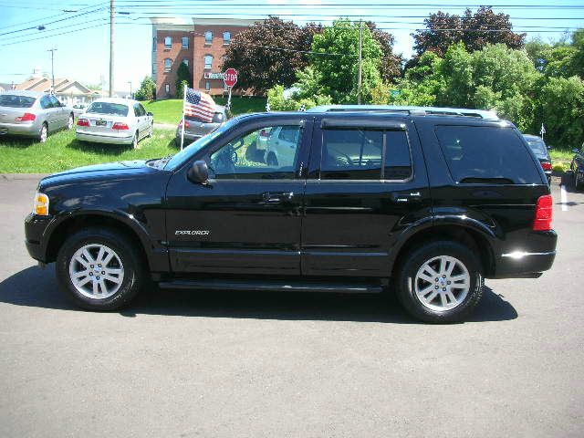 2004 Ford Explorer DX 4 Dr Sedan FWD