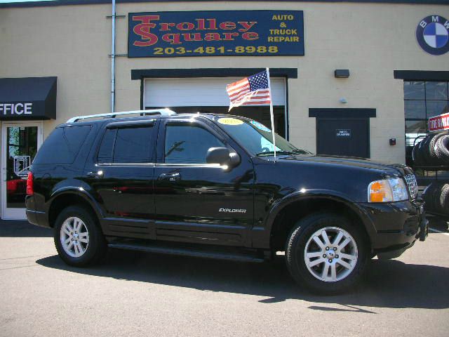 2004 Ford Explorer DX 4 Dr Sedan FWD