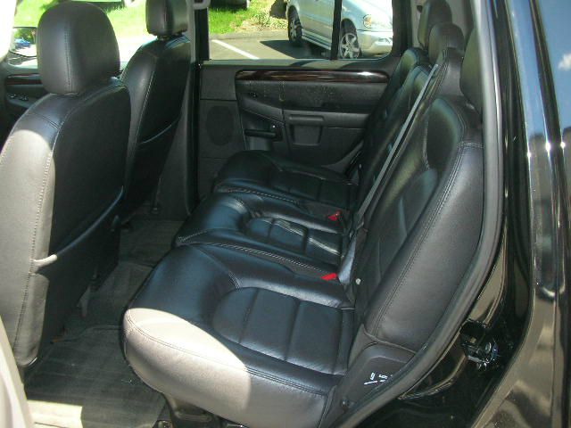 2004 Ford Explorer DX 4 Dr Sedan FWD