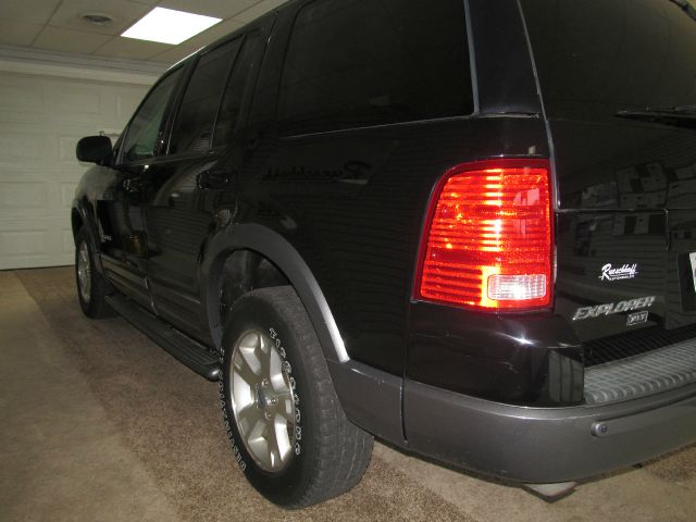 2004 Ford Explorer 4WD 5dr EX