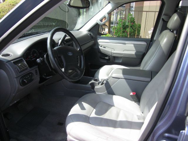 2004 Ford Explorer GXL