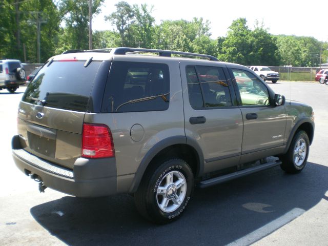 2004 Ford Explorer L AUTO W/cloth