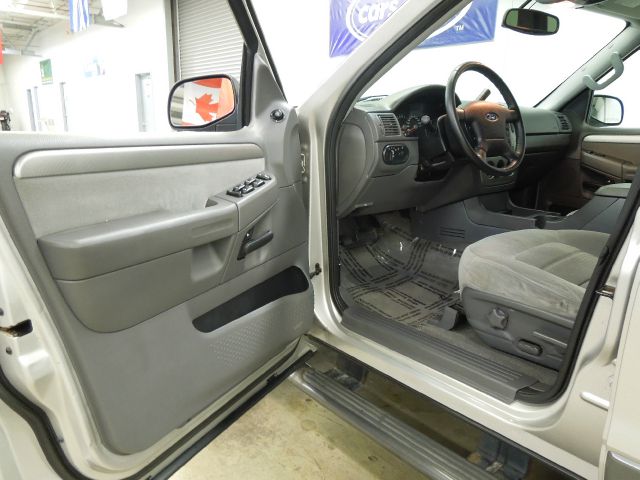 2004 Ford Explorer GXL