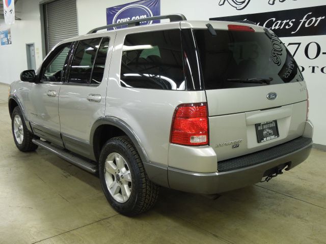 2004 Ford Explorer GXL