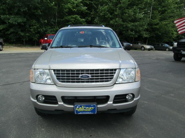 2004 Ford Explorer 2dr LWB