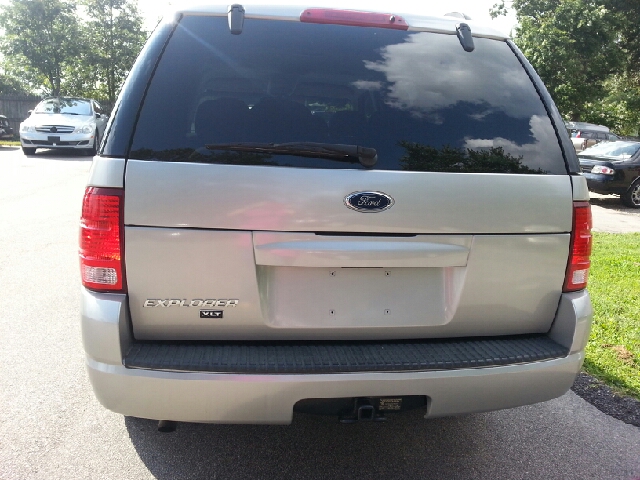 2004 Ford Explorer GXL