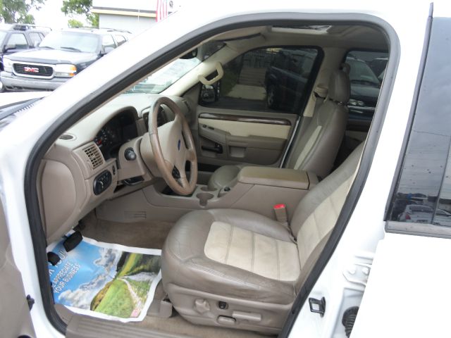 2004 Ford Explorer Custom Deluxe