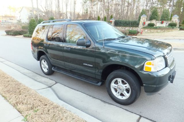 2004 Ford Explorer 4WD 5dr EX